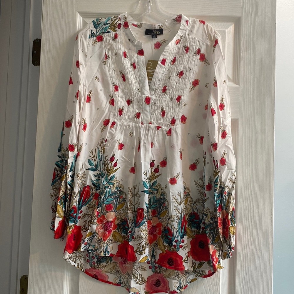 BNWT! Smocked tunic